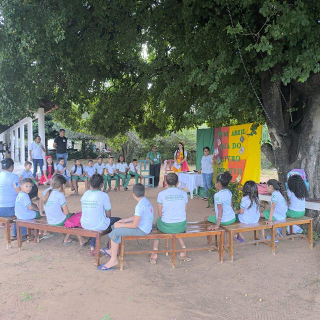 Fundação Asas Celebra o Dia do Livro Infantil com Roda de Leitura Interativa à Sombra do Juazeiro. Confira!